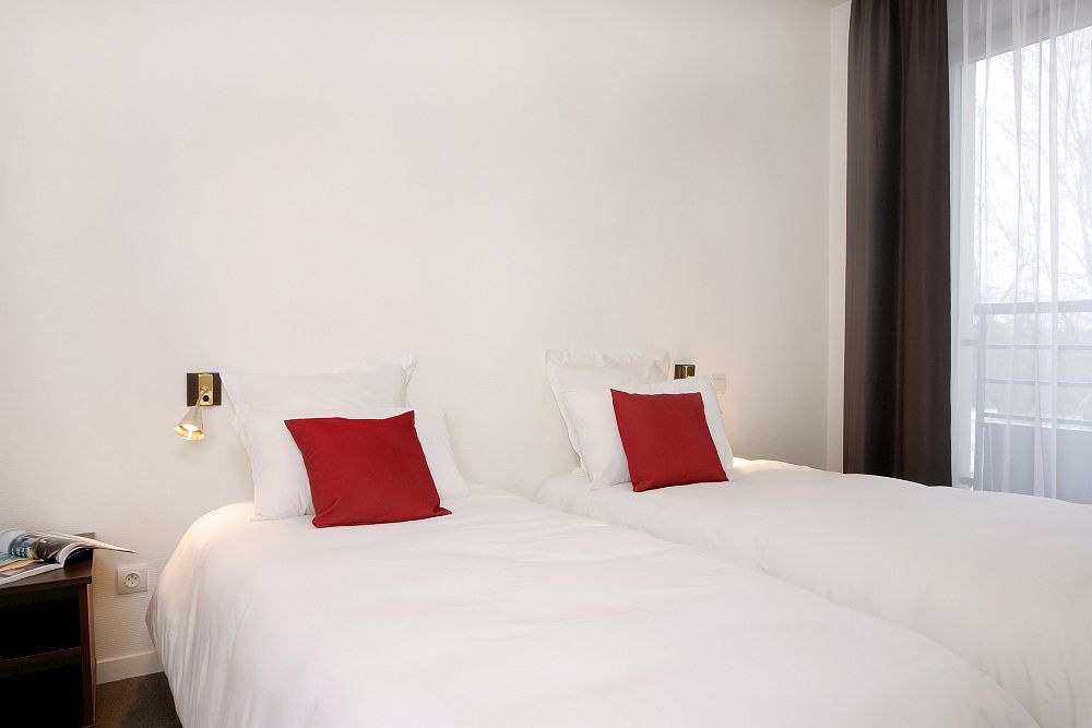 Comfort Suites Le-Port-Marly Paris Ouest เลอ ปอร์-มาร์ลี ภายนอก รูปภาพ