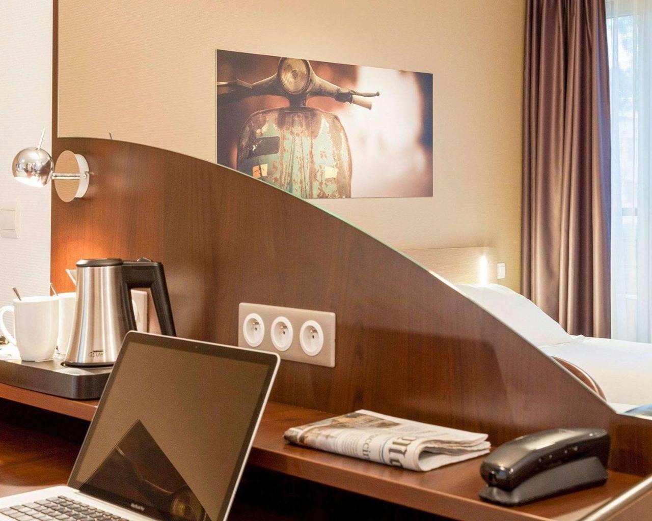 Comfort Suites Le-Port-Marly Paris Ouest เลอ ปอร์-มาร์ลี ภายนอก รูปภาพ
