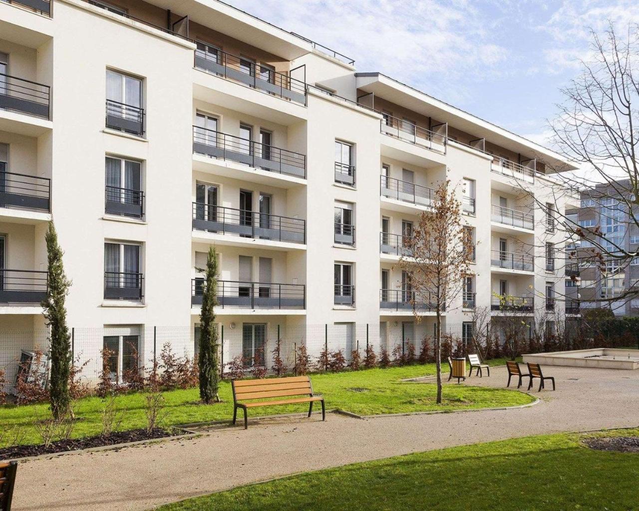 Comfort Suites Le-Port-Marly Paris Ouest เลอ ปอร์-มาร์ลี ภายนอก รูปภาพ