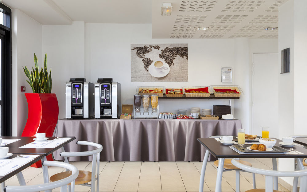 Comfort Suites Le-Port-Marly Paris Ouest เลอ ปอร์-มาร์ลี ภายนอก รูปภาพ